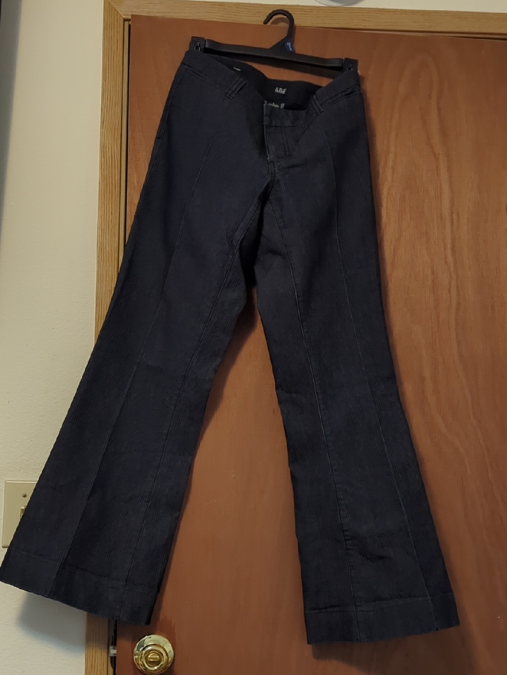 a.n.a (A New Approach) Dark Navy Pants - Classic Everyday Staple